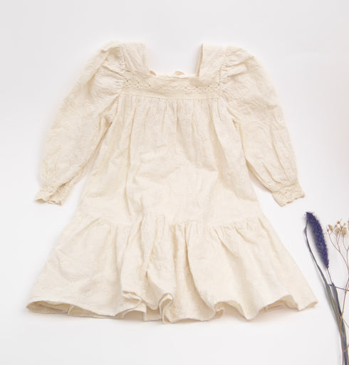 Merkloos - Kleedje (110)