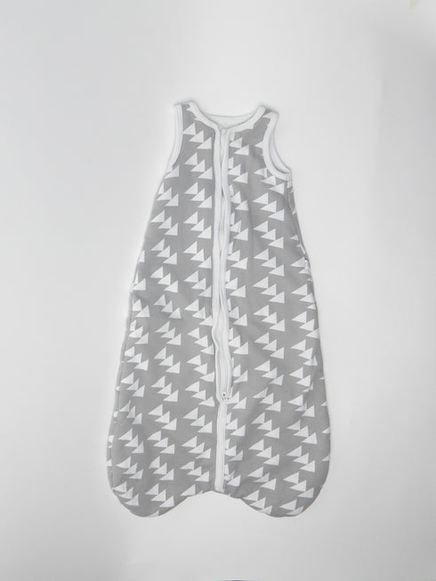 Moon monsters - Slaapzak (74) Grijs met driehoekjes