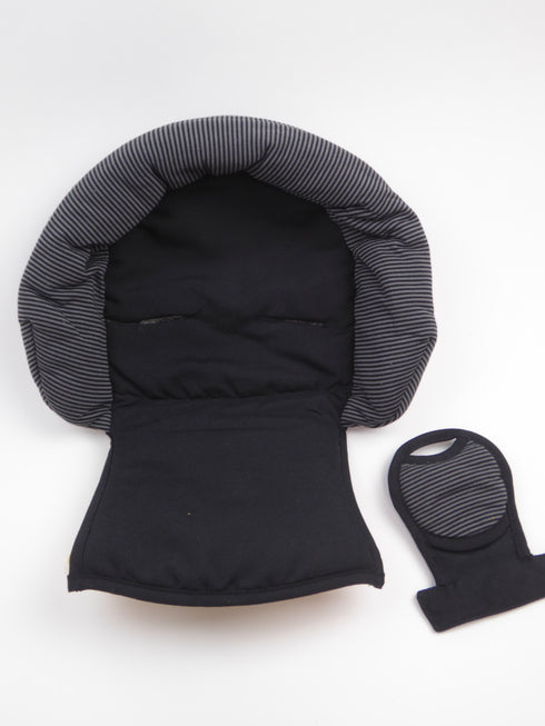 Merkloos - Hoes maxicosi (50)